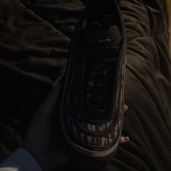 Air max - Picture 2 of 2